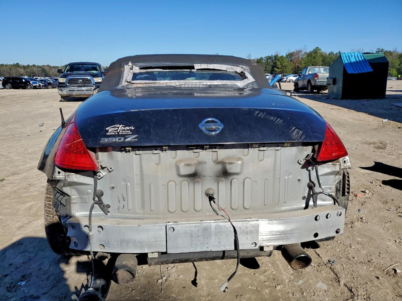 2007 Nissan 350Z Roadster - Фото 6