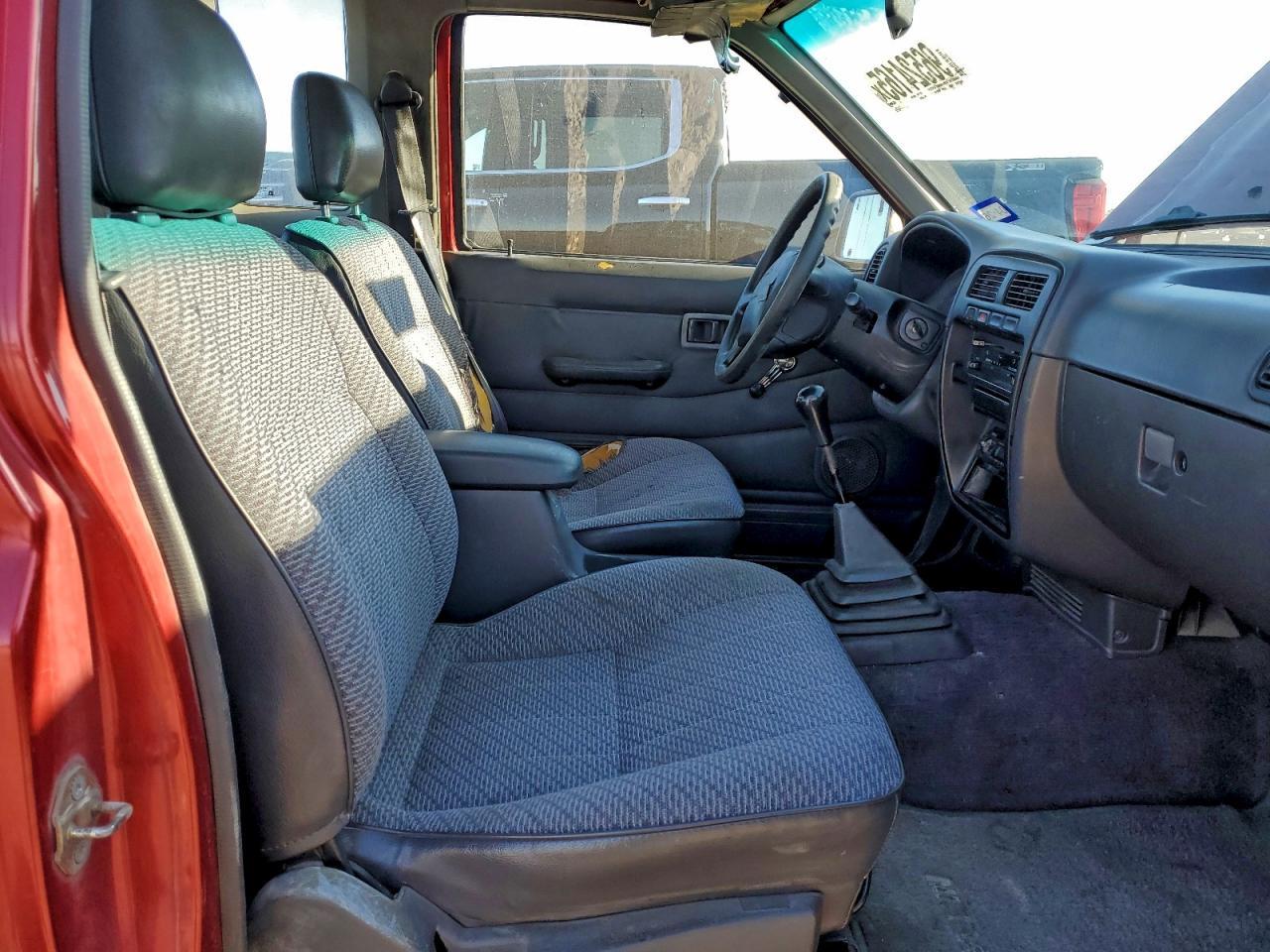 1996 Nissan Truck King Cab Se - Фото 7