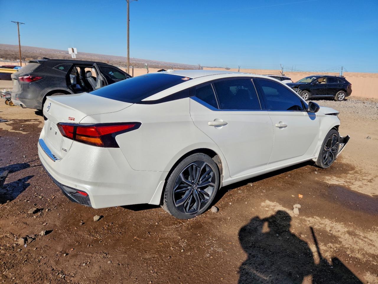2023 Nissan Altima Sr - Фото 3