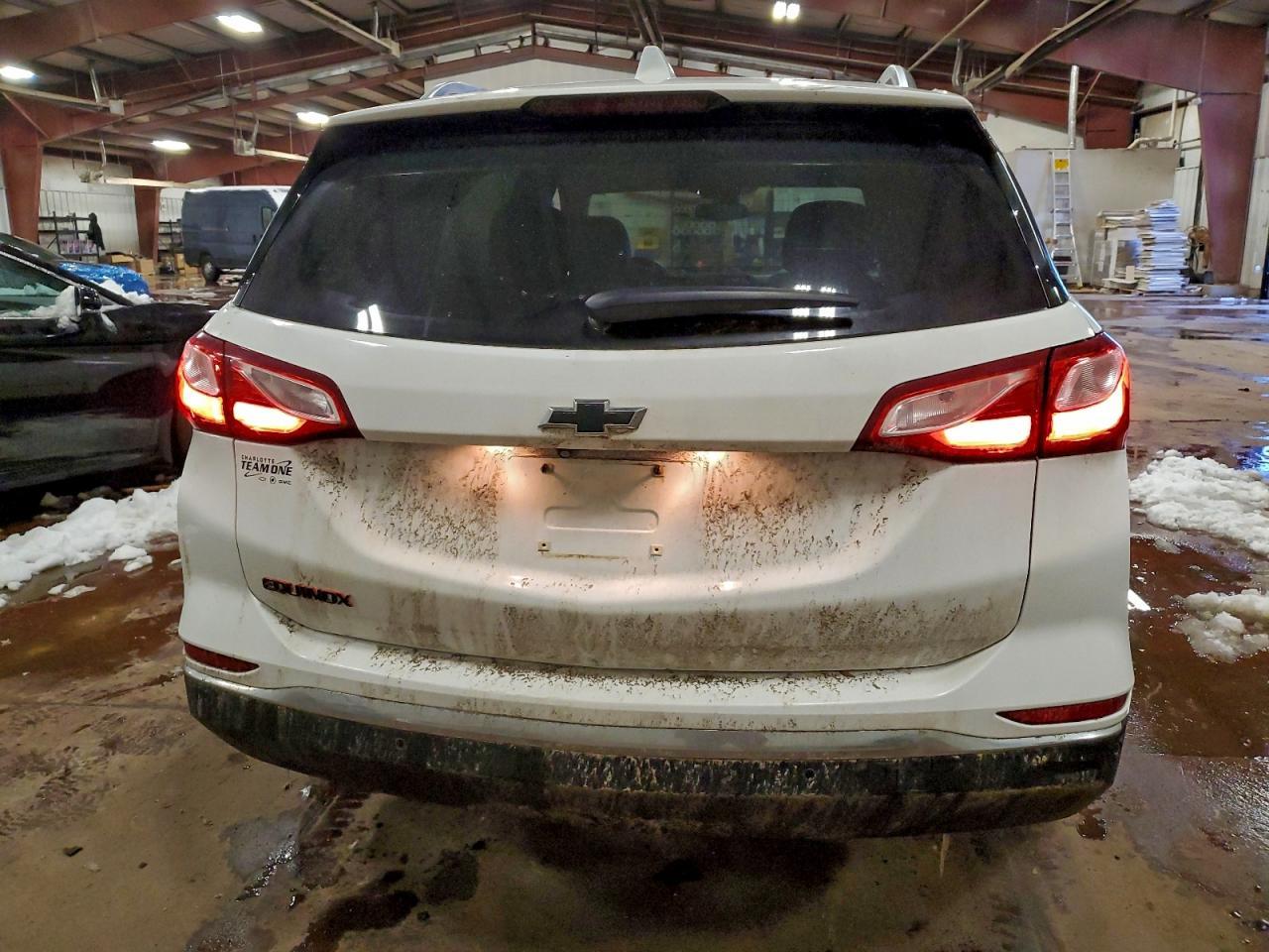 2020 Chevrolet Equinox Premier - Image 6