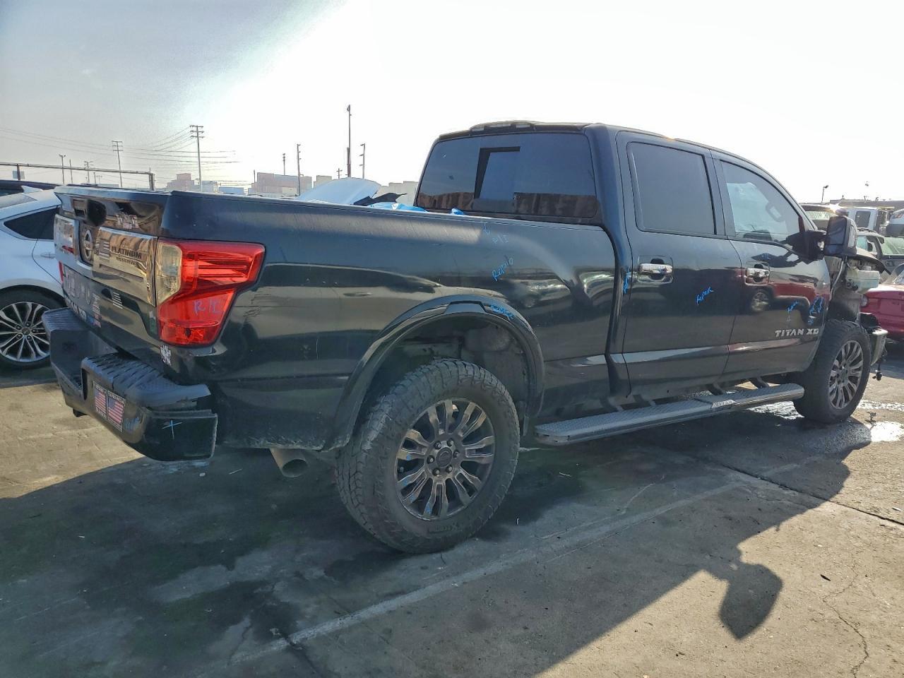 2016 Nissan Titan Xd Sl - Image 3