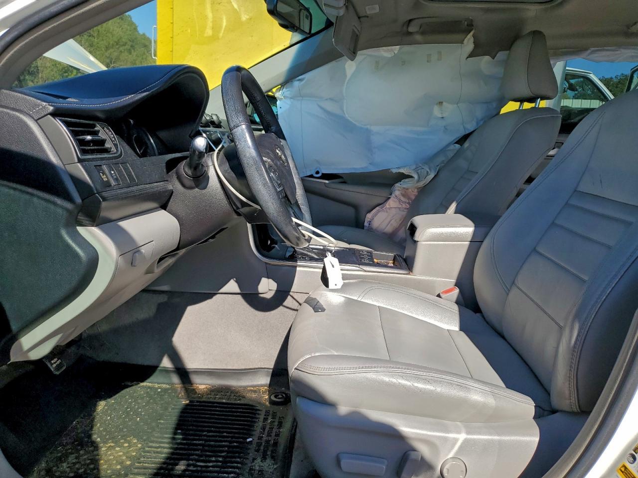 2017 Toyota Camry Hybrid - Фото 7