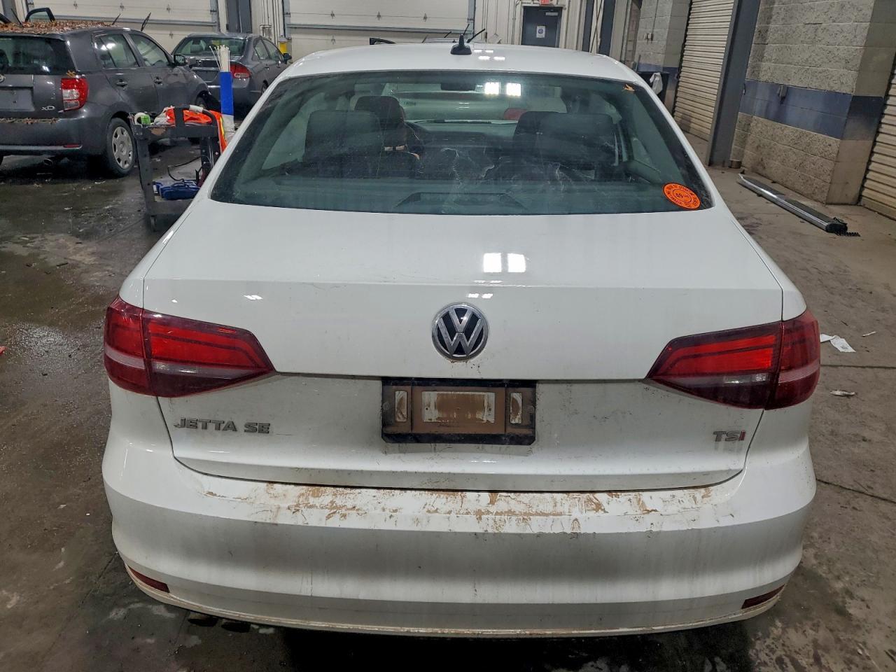 2017 Volkswagen Jetta Se - Image 6