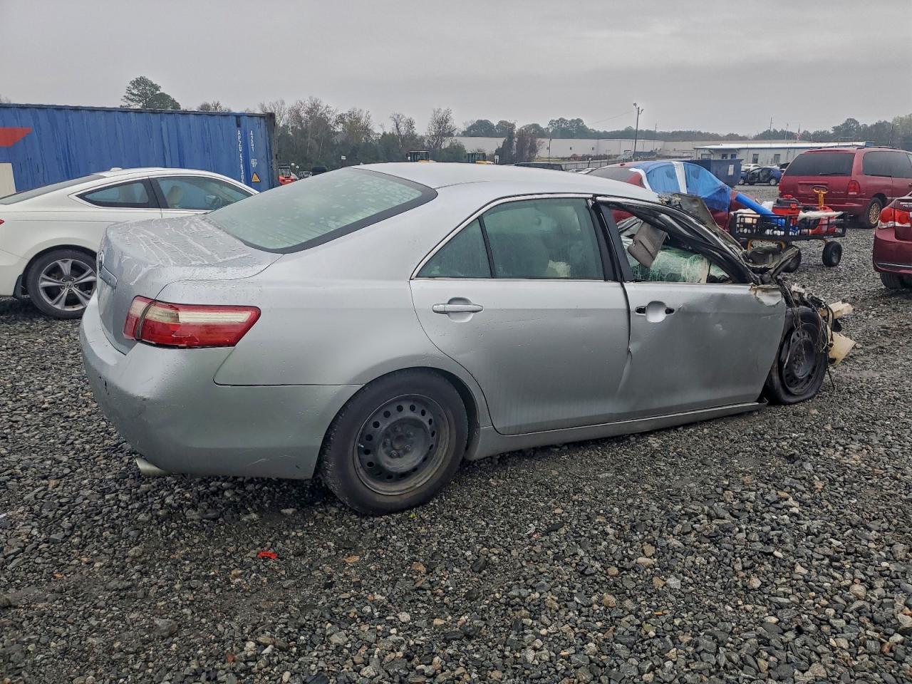 2007 Toyota Camry Ce - Фото 3