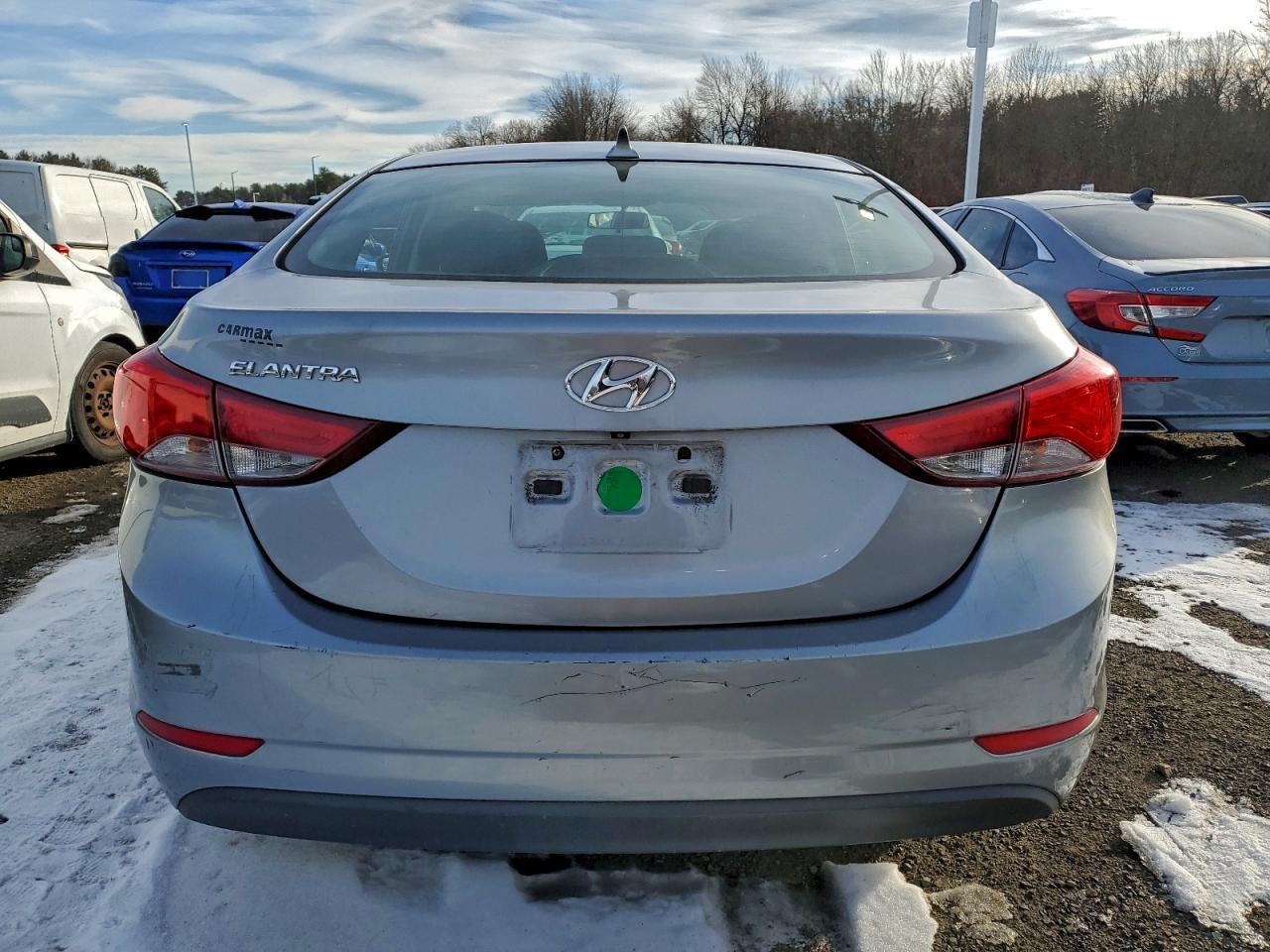 2015 Hyundai Elantra Se - Фото 6