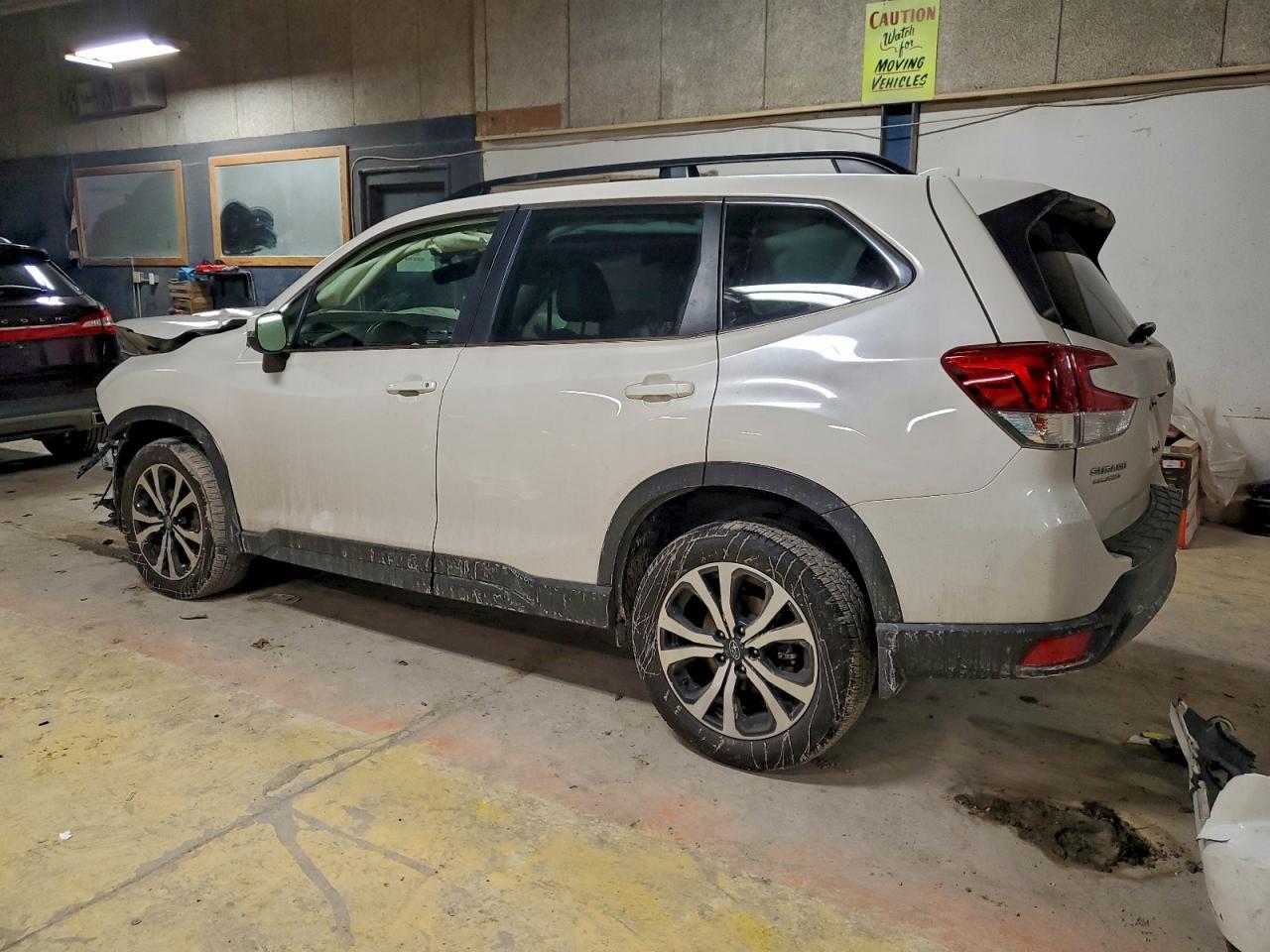 2021 Subaru Forester Limited - Фото 2