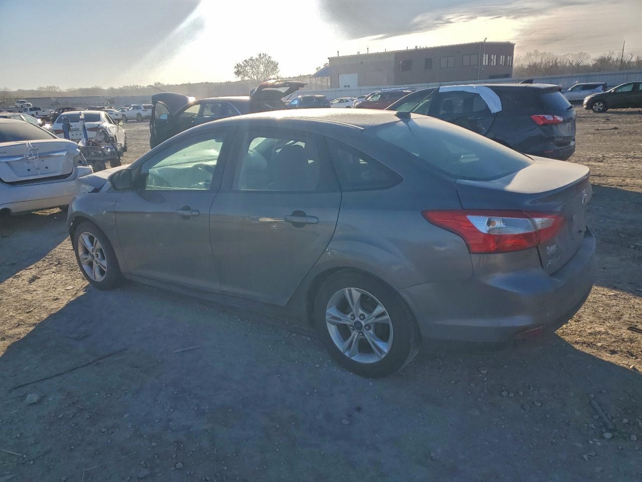 2014 Ford Focus Se - Image 2