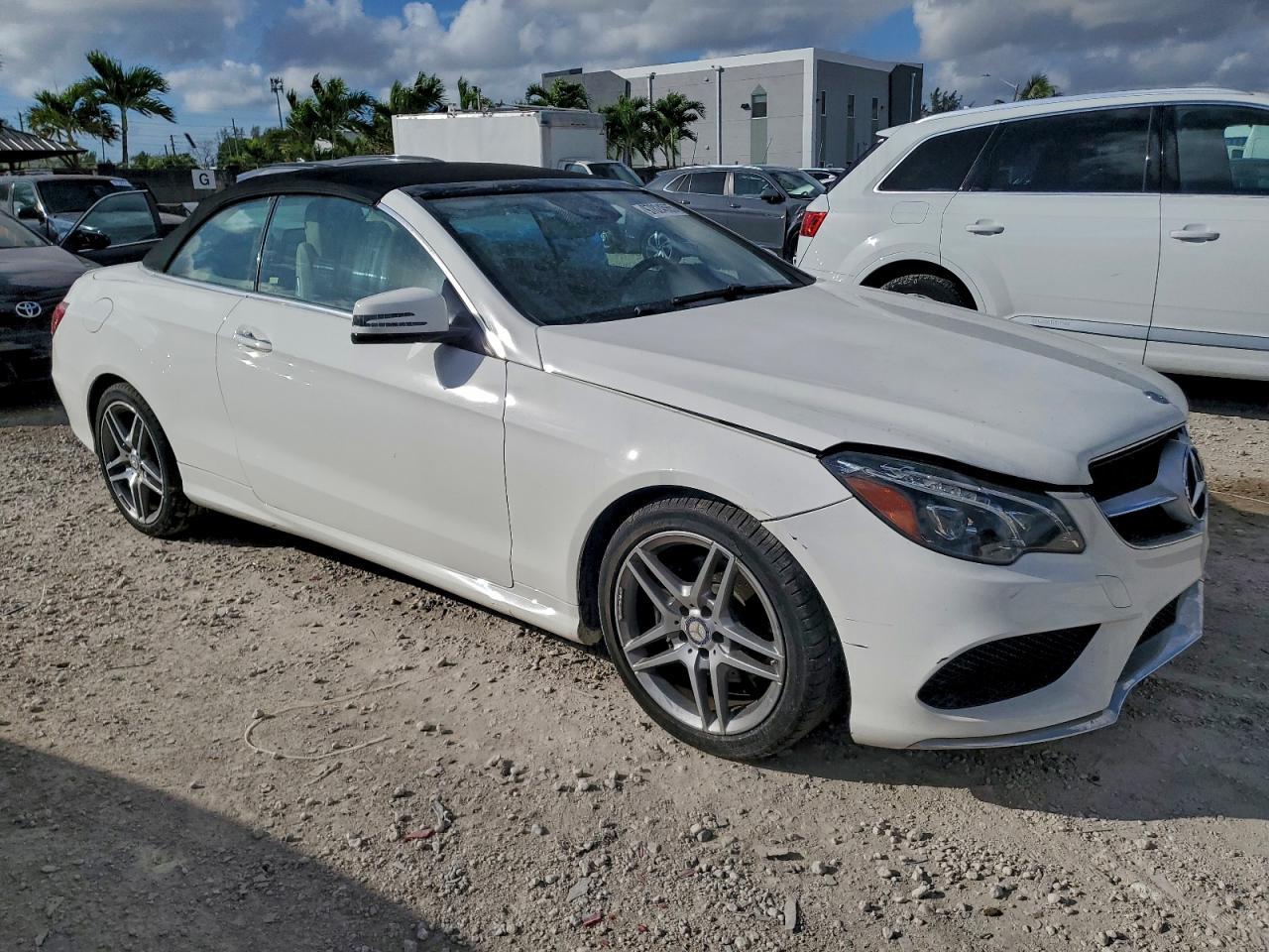 2017 Mercedes-Benz E 400 - Фото 4