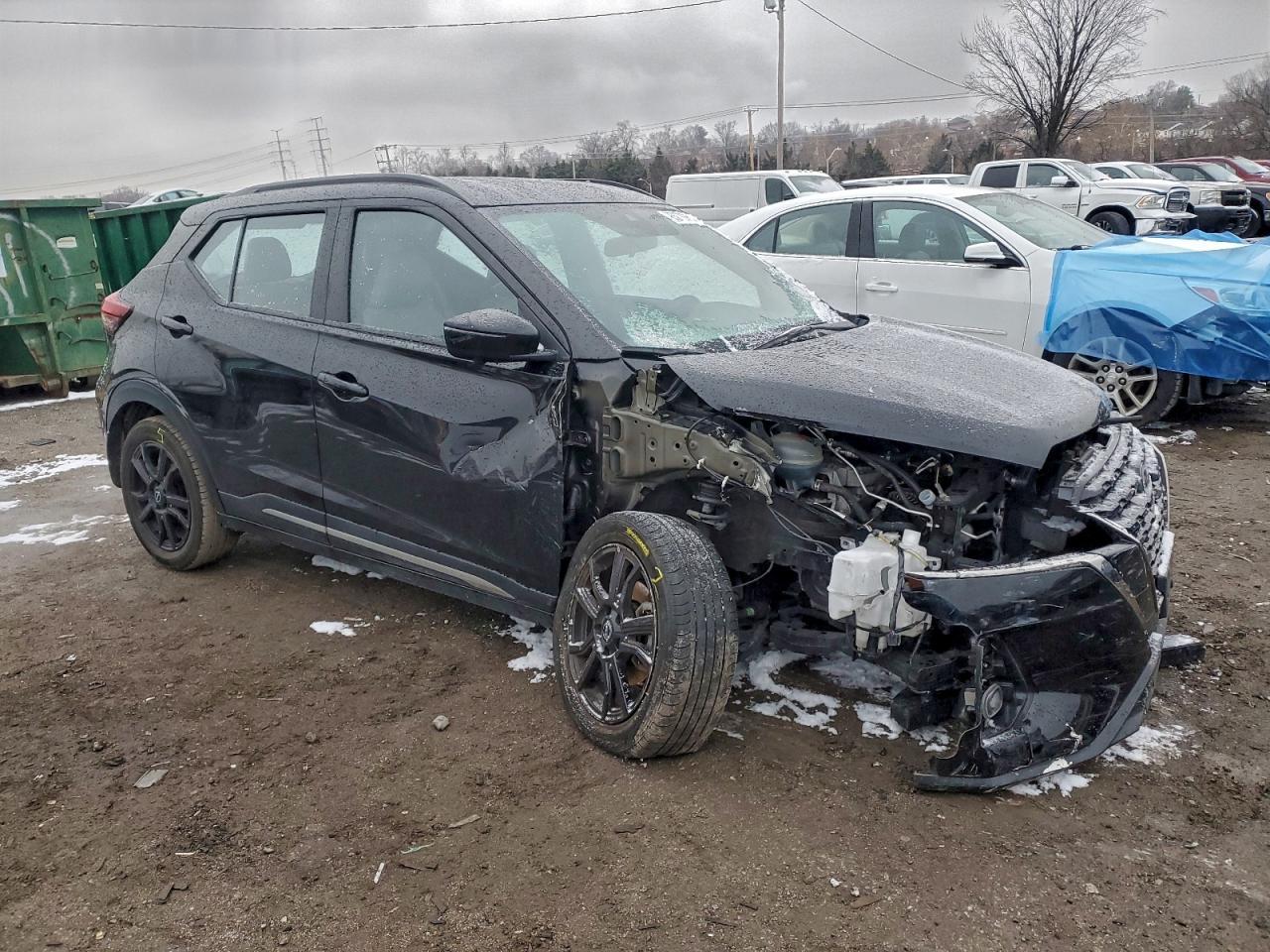 2024 Nissan Kicks Sr - Фото 4