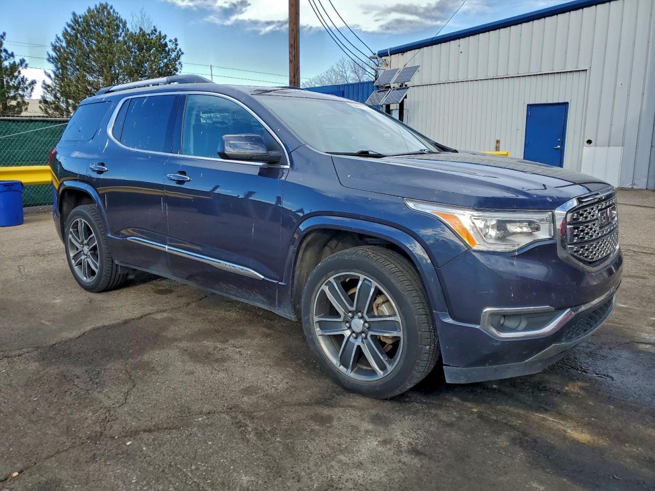 2019 GMC Acadia Denali - Фото 4