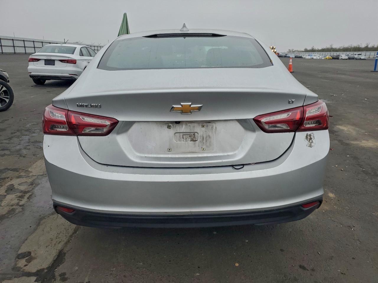 2021 Chevrolet Malibu Lt - Фото 6