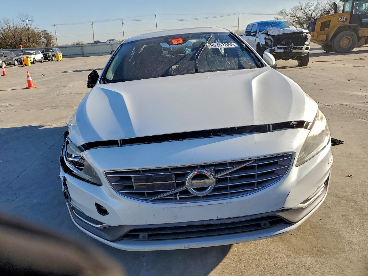 2016 Volvo S60 Platinum - Фото 5