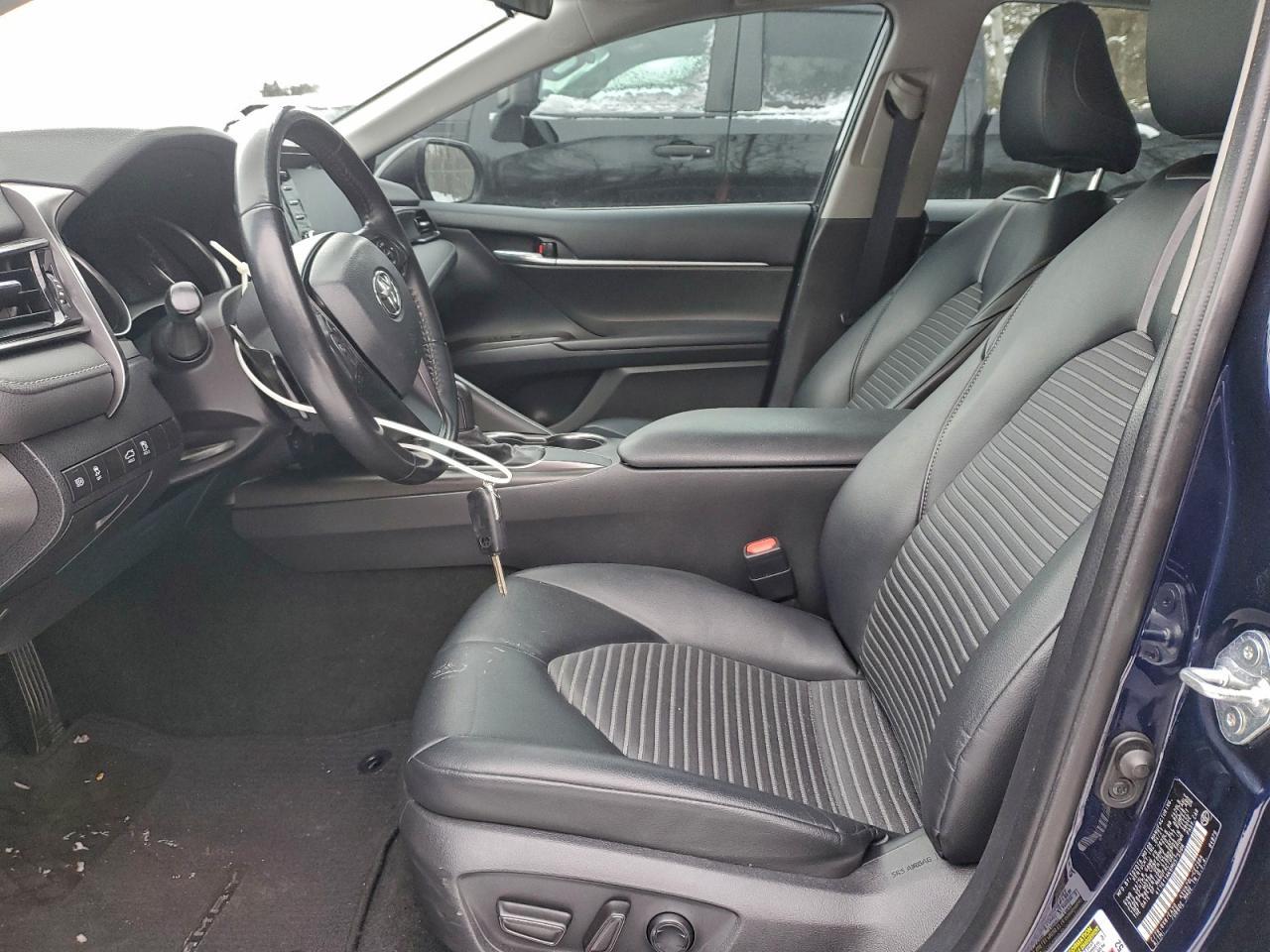 2021 Toyota Camry Se - Фото 7