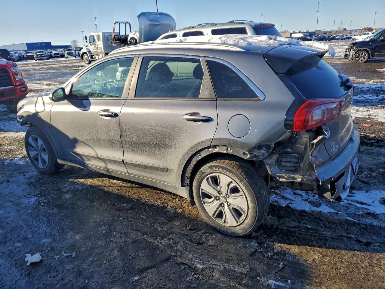 2018 Kia Niro Fe - Image 2