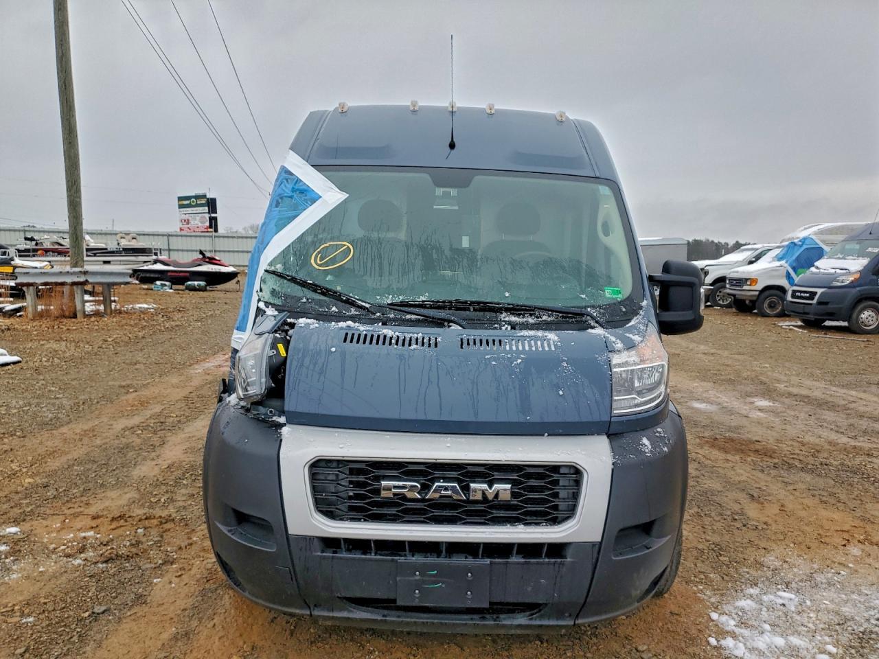2020 Ram Promaster 3500 Delivery Van - Фото 5
