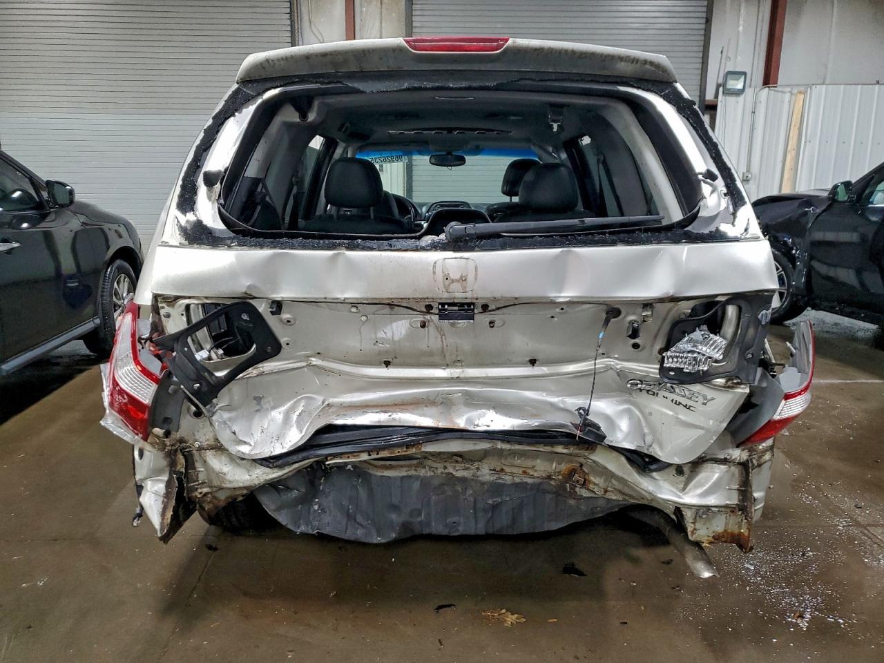 2005 Honda Odyssey Touring - Фото 6