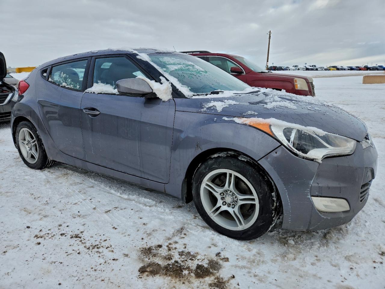 2012 Hyundai Veloster - Image 4