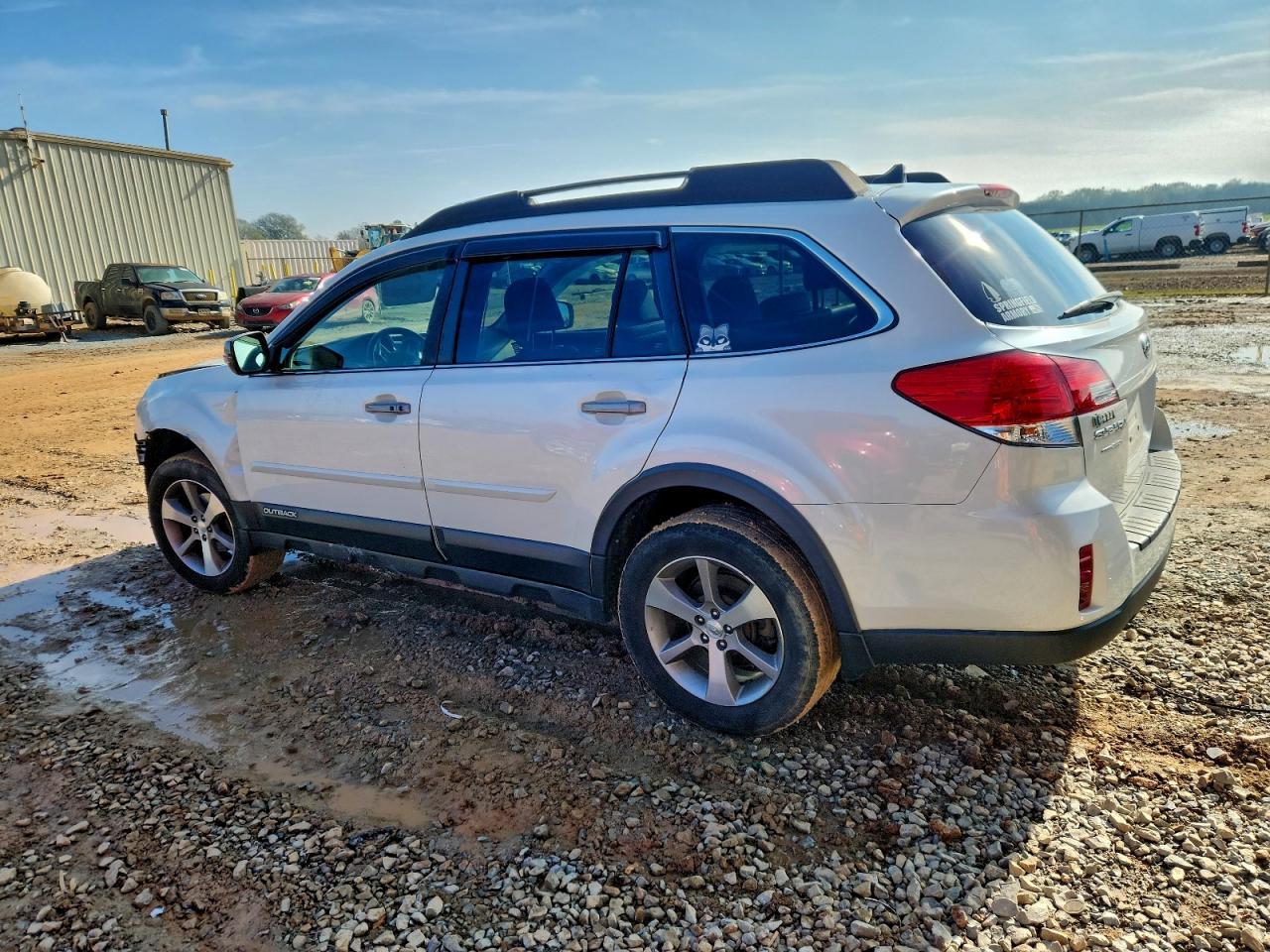 2014 Subaru Outback 2.5I Limited - Фото 2