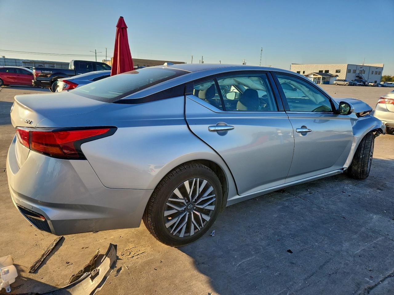 2023 Nissan Altima Sv - Image 3