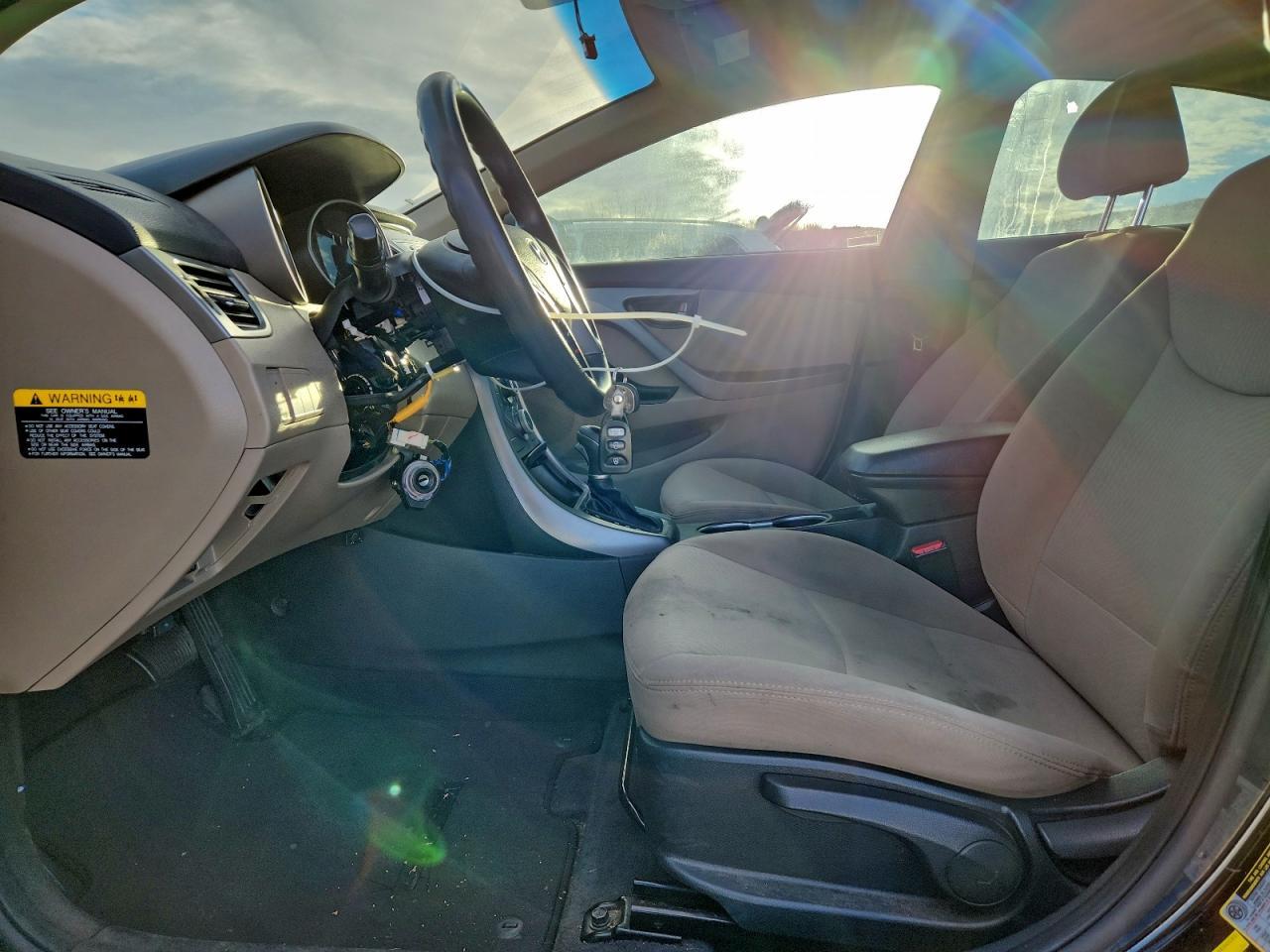 2015 Hyundai Elantra Se - Фото 7