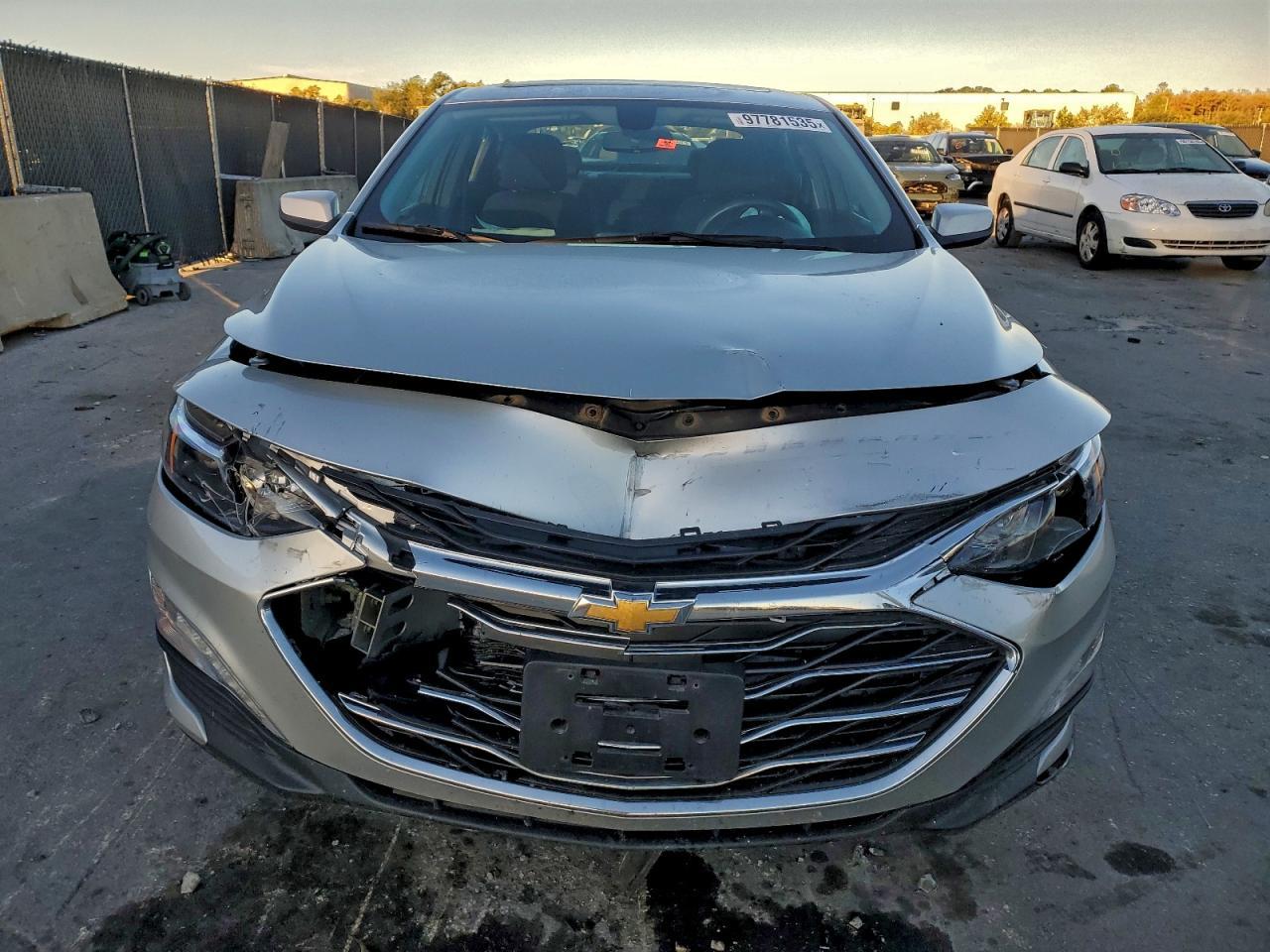 2021 Chevrolet Malibu Lt - Image 5