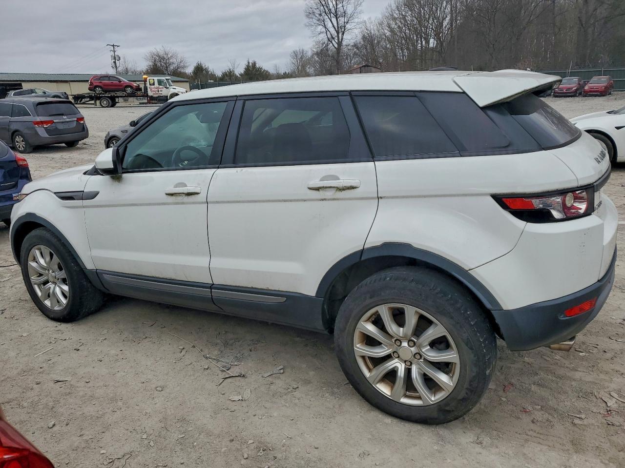 2014 Land Rover Range Rover Evoque Pure - Image 2