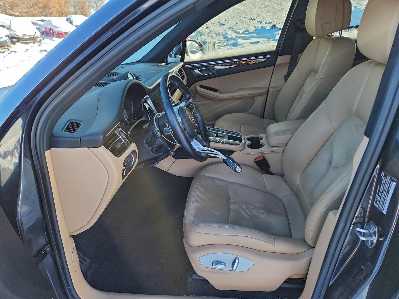 2021 Porsche Macan S - Image 7