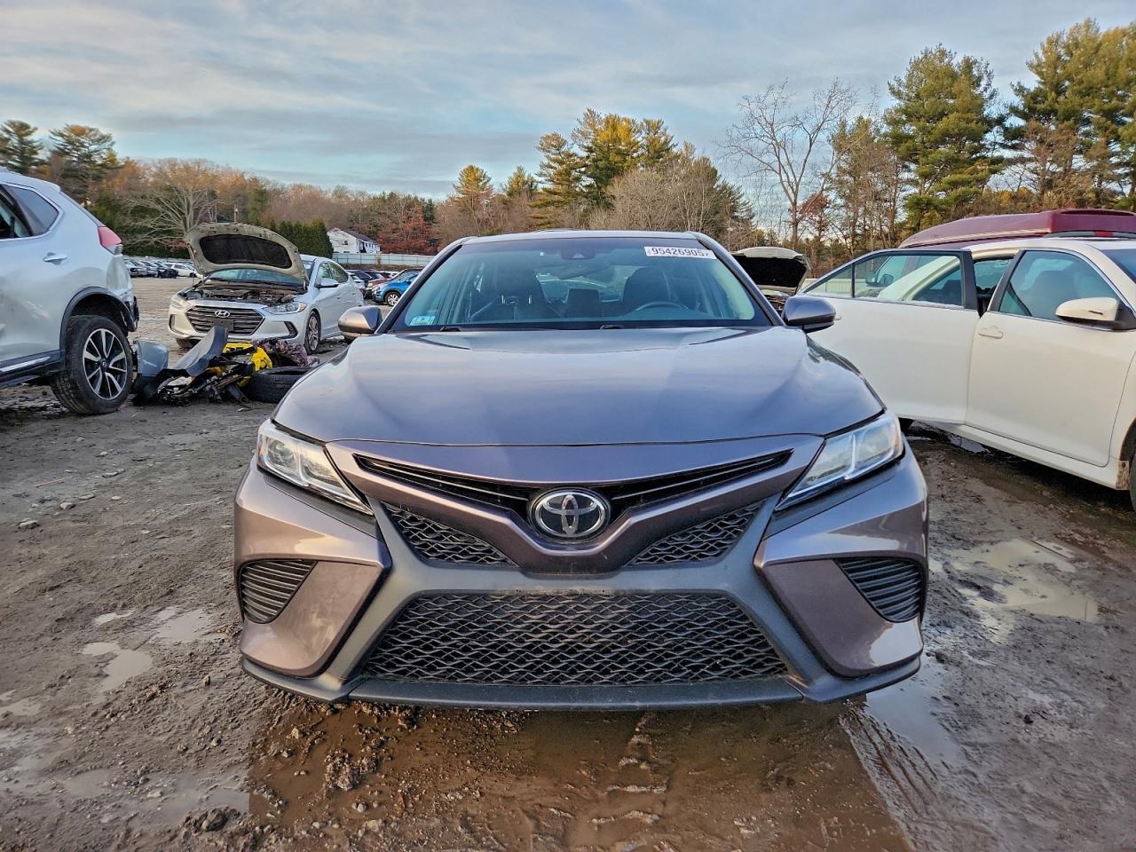 2018 Toyota Camry Se - Image 5