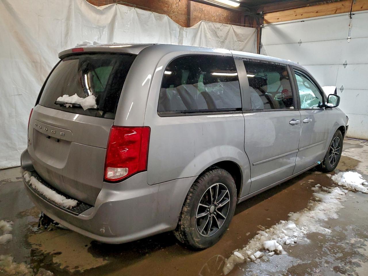 2014 Dodge Grand Caravan Se - Image 3