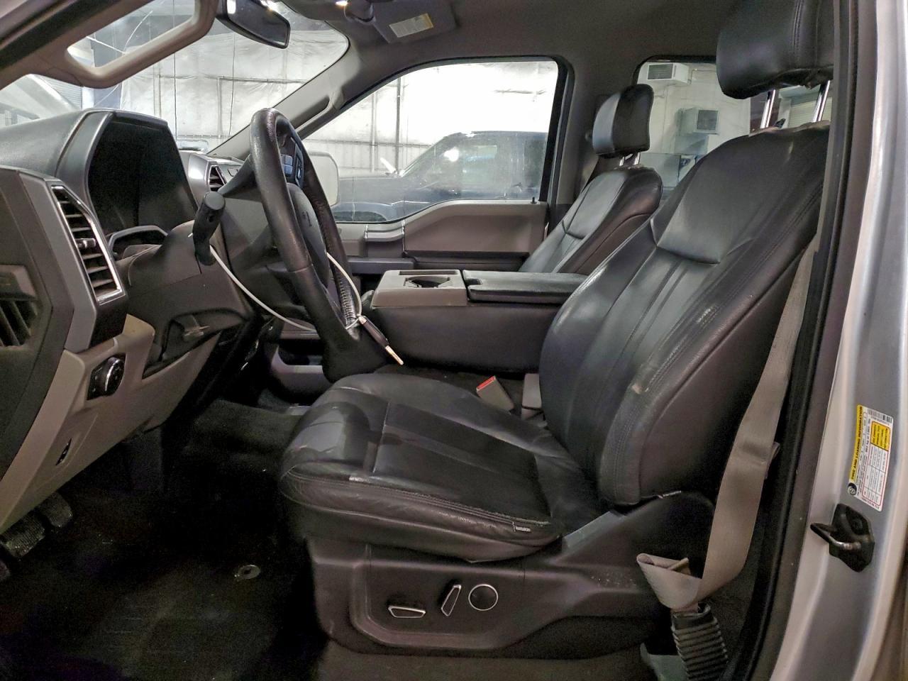 2015 Ford F150 Supercrew - Фото 7