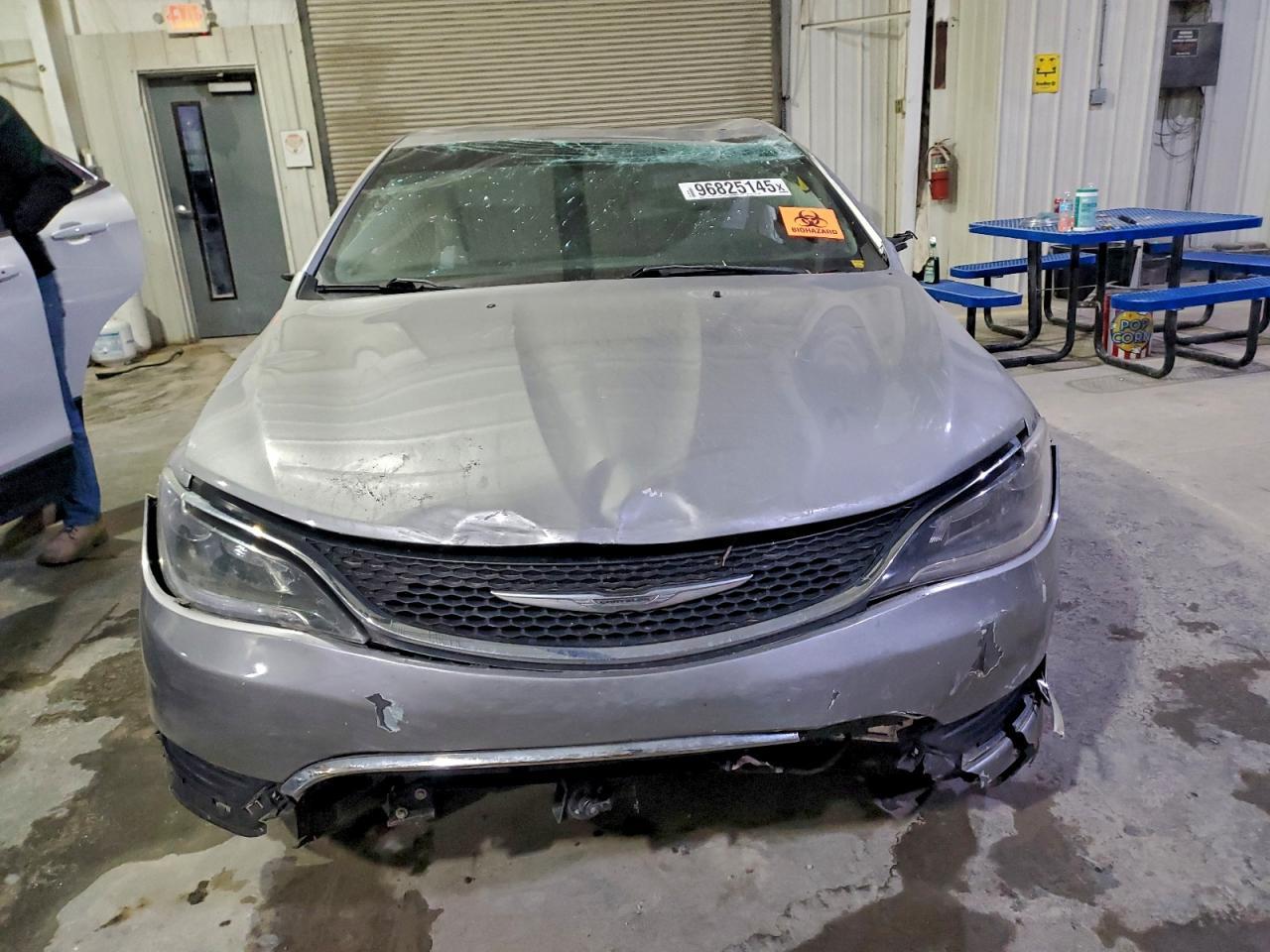 2015 Chrysler 200 Limited - Фото 5