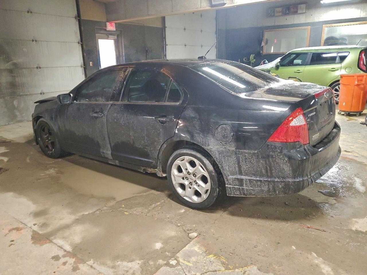 2010 Ford Fusion Se - Image 2