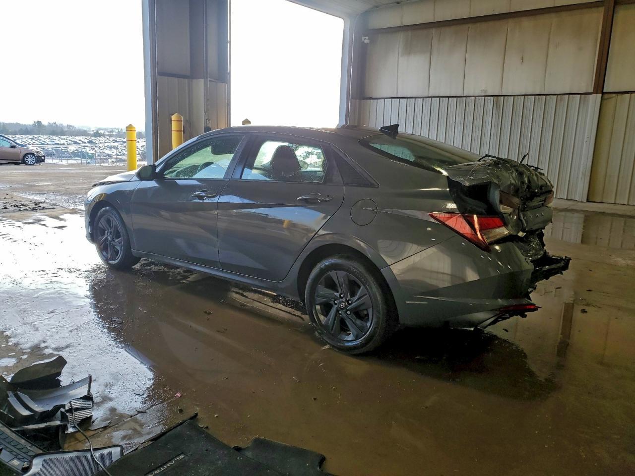 2023 Hyundai Elantra Sel - Фото 2