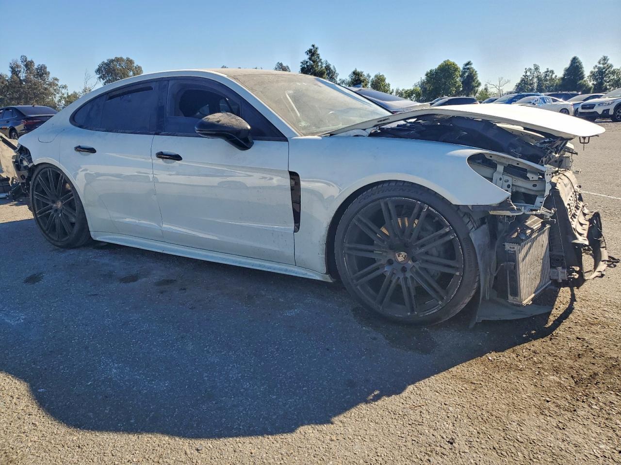 2017 Porsche Panamera - Image 4