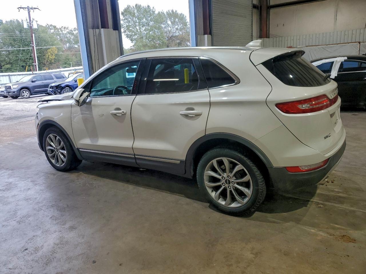 2017 Lincoln Mkc Select - Фото 2