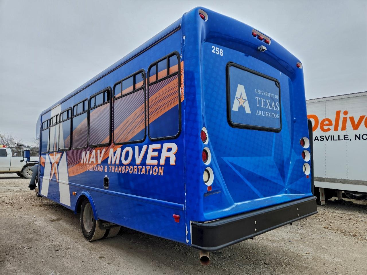 2016 Ford F550 Super Duty Shuttle Bus - Фото 3