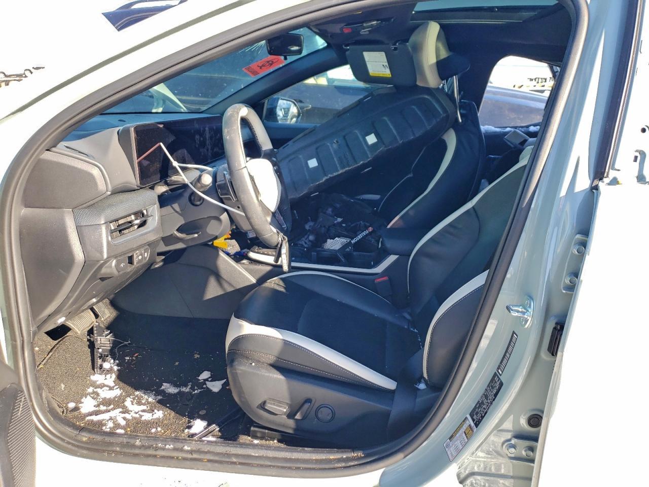 2025 Kia K4 Gt Line - Image 7