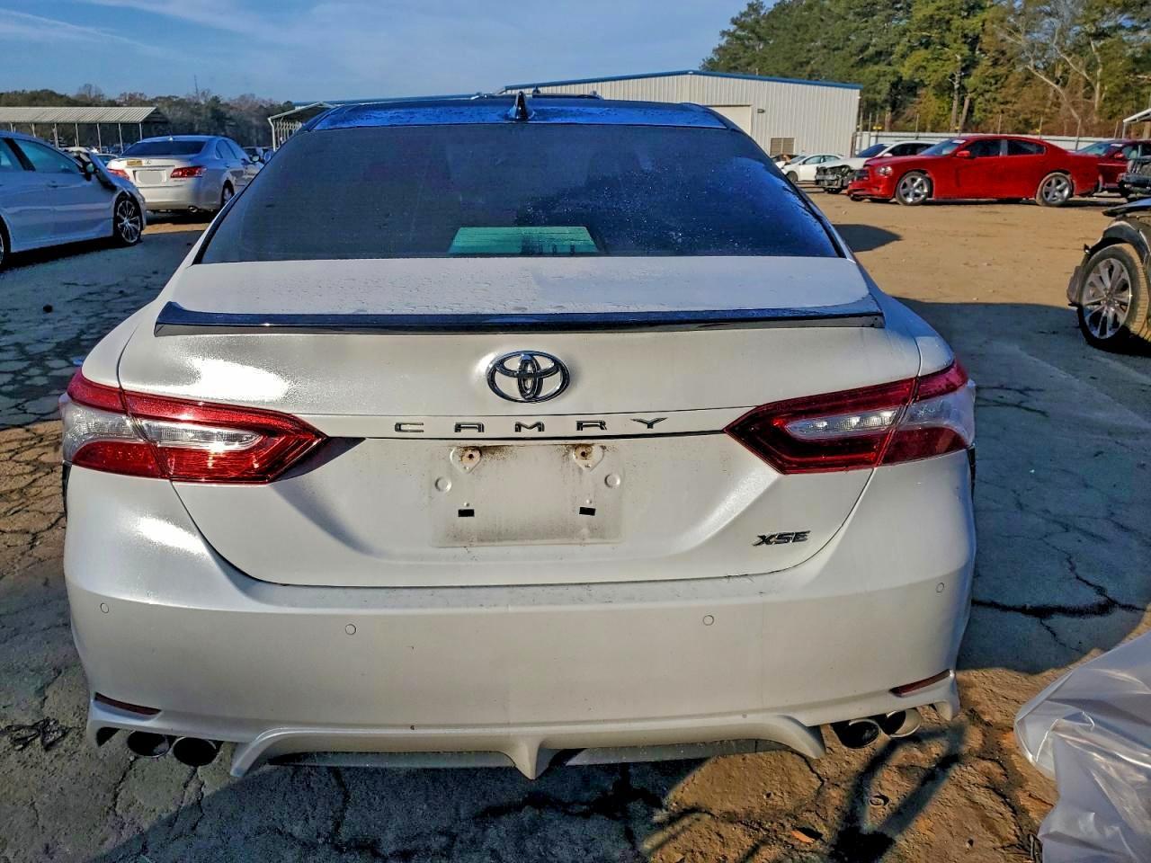 2018 Toyota Camry Xse - Image 6