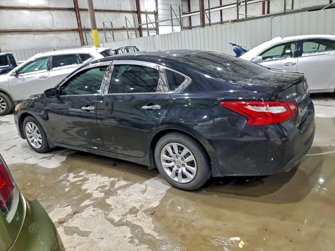 2017 Nissan Altima 2.5 - Фото 2