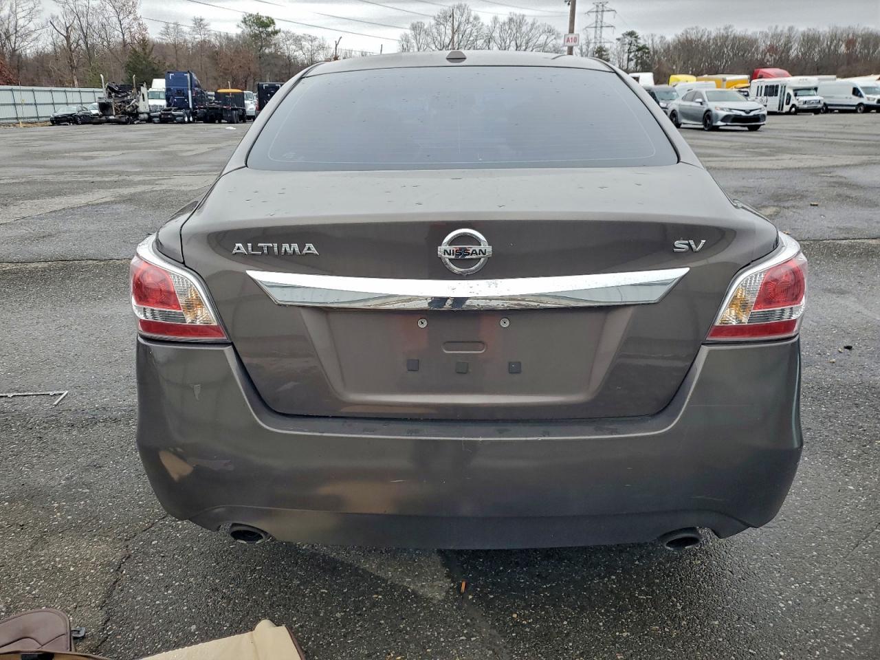 2015 Nissan Altima 2.5 - Фото 6