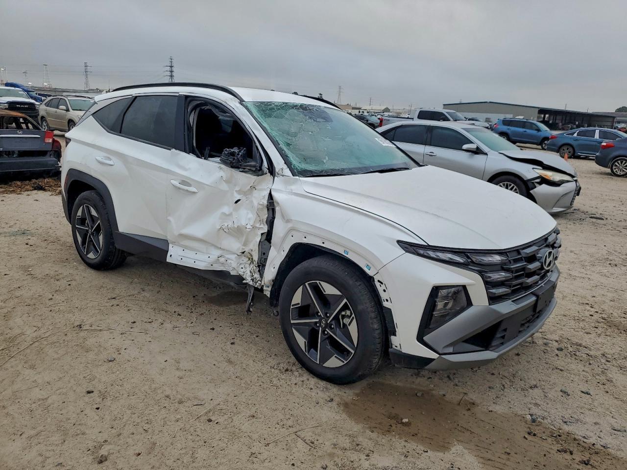 2025 Hyundai Tucson Sel - Image 4