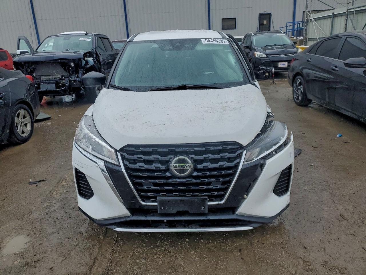 2021 Nissan Kicks S - Фото 5