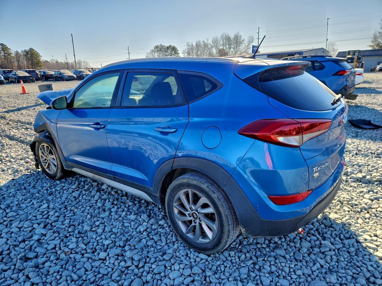 2017 Hyundai Tucson Limited - Image 2