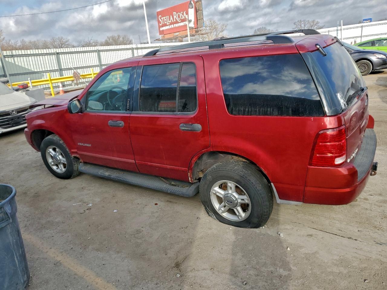 2004 Ford Explorer Xlt - Фото 2