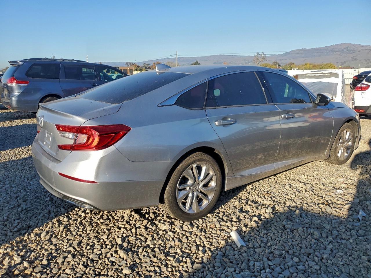 2019 Honda Accord Lx - Фото 3