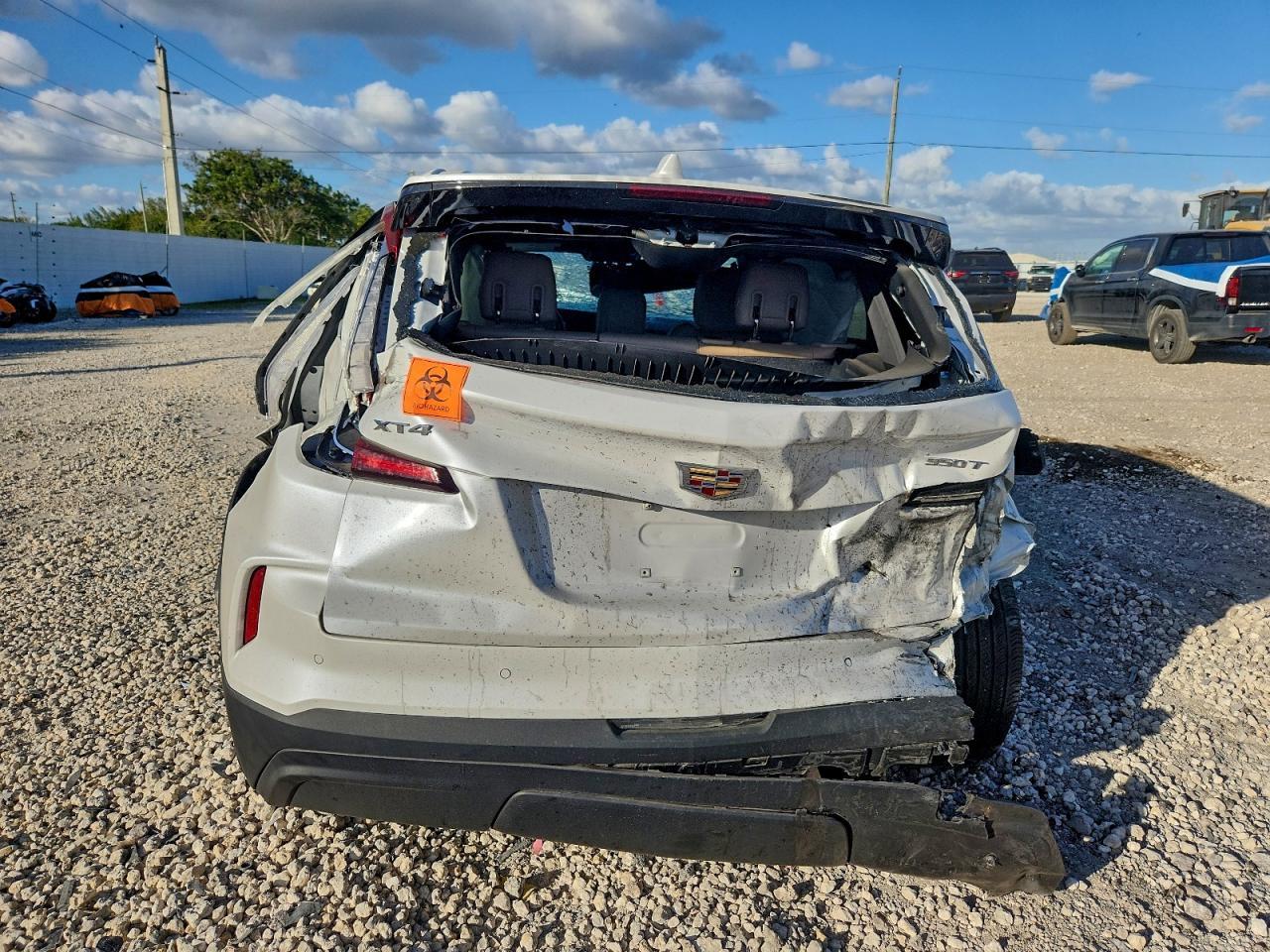 2024 Cadillac Xt4 Luxury - Image 6