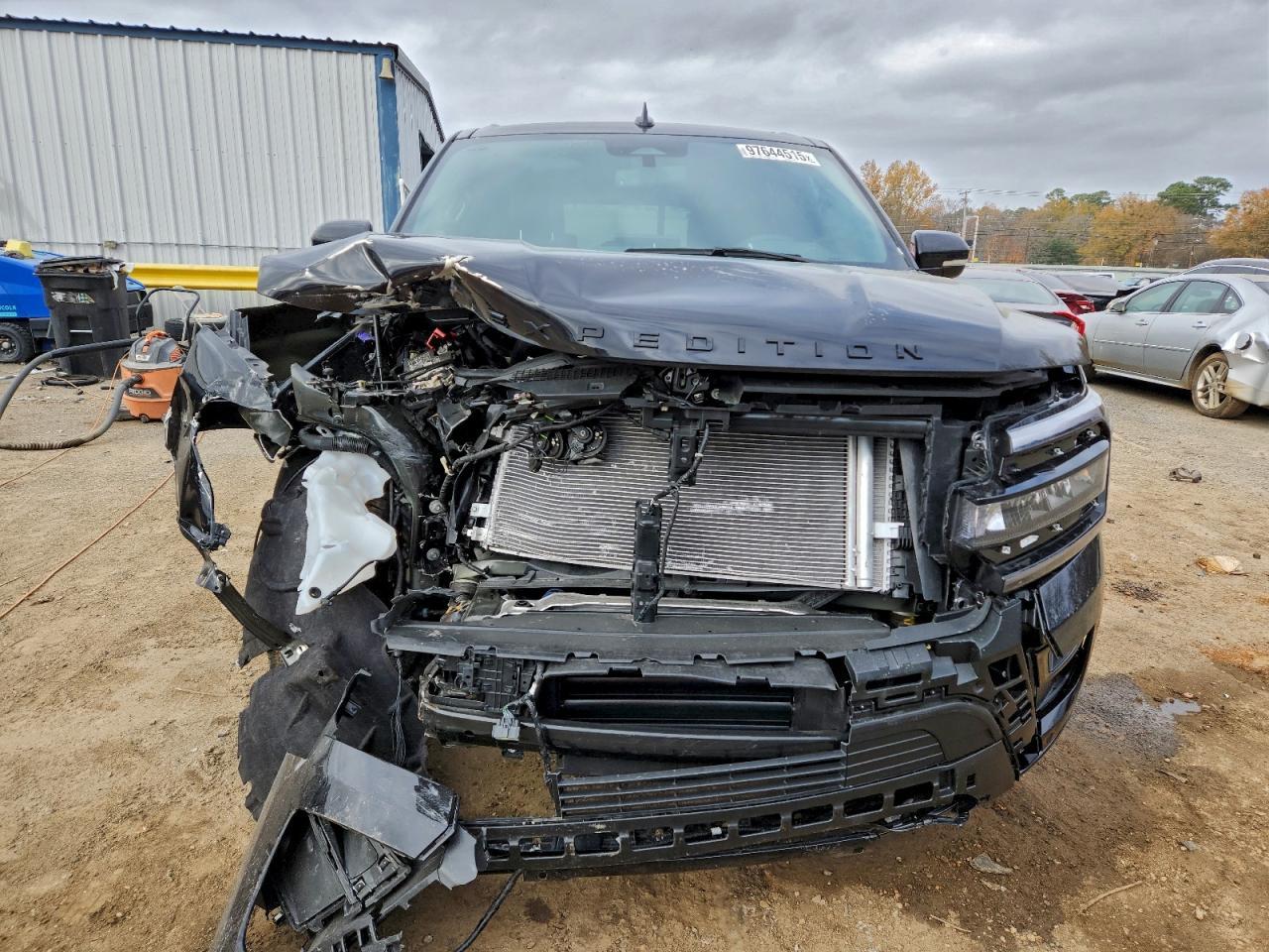 2024 Ford Expedition Limited - Image 5