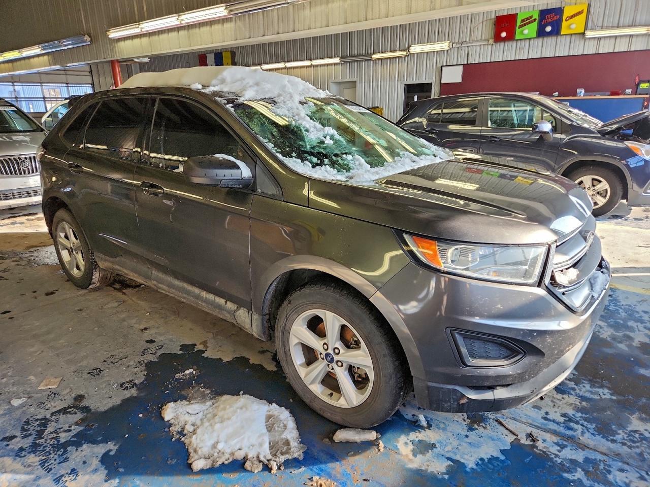 2017 Ford Edge Se - Фото 4