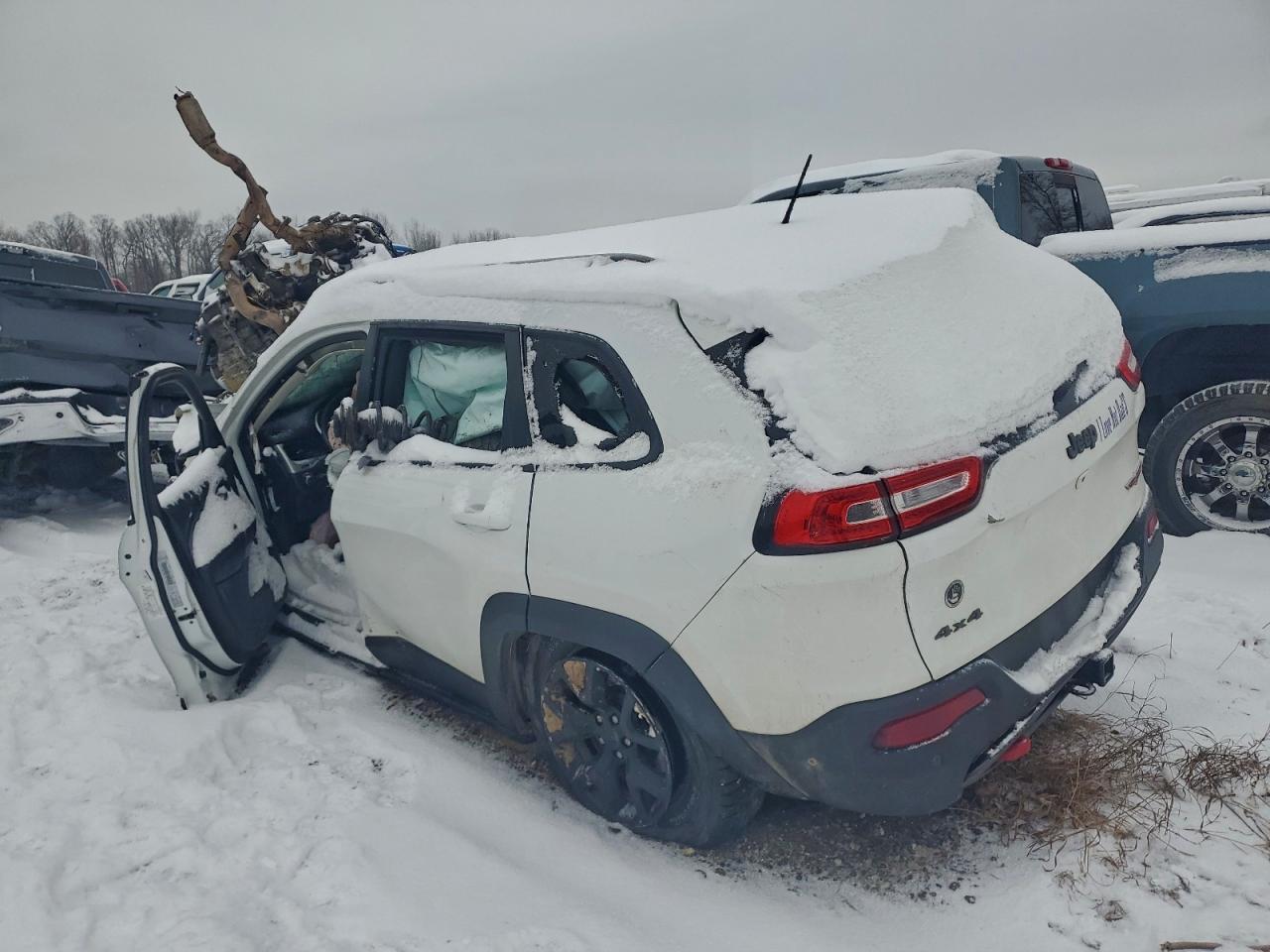 2015 Jeep Cherokee Trailhawk - Фото 2