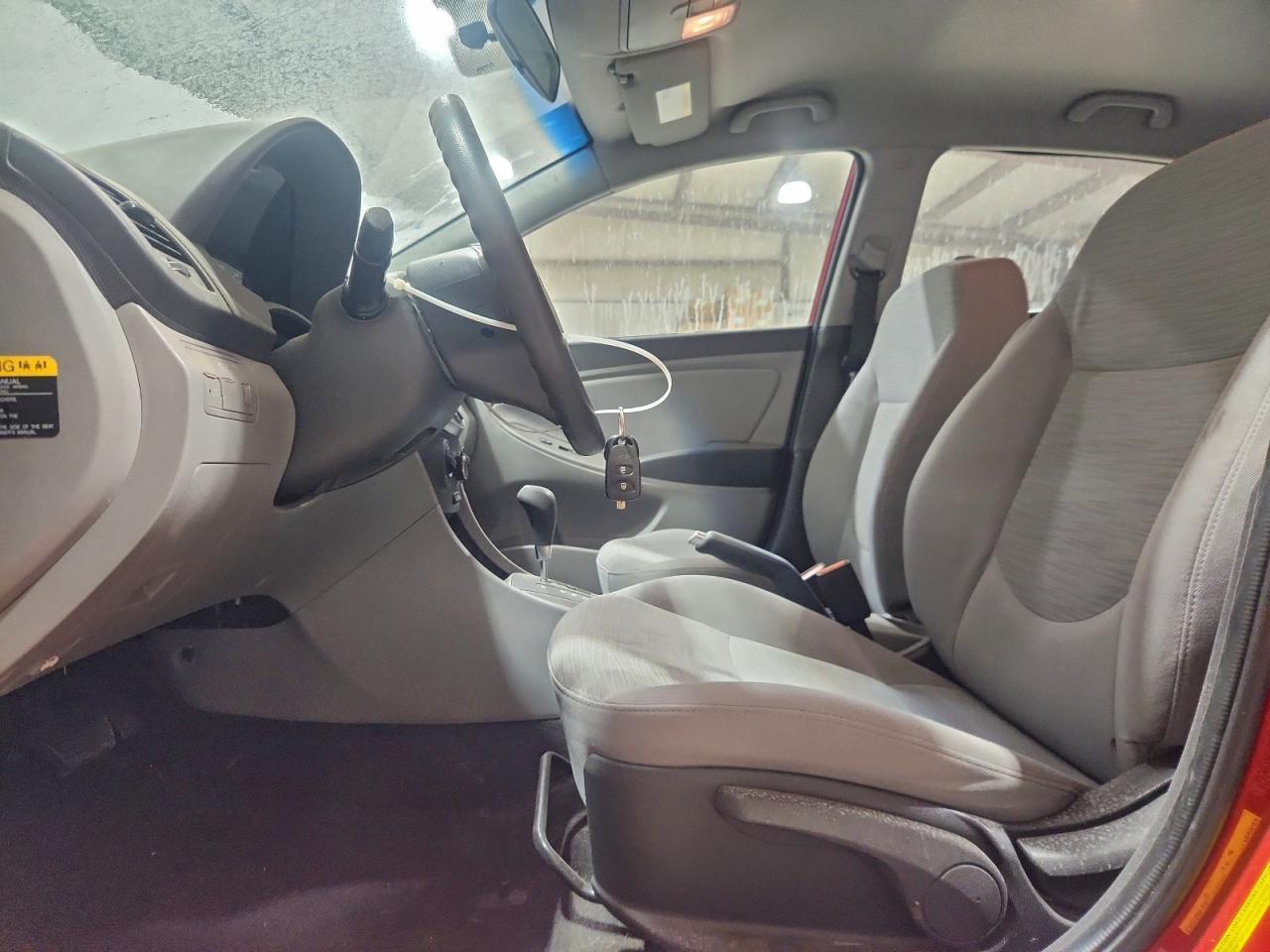 2016 Hyundai Accent Se - Image 7